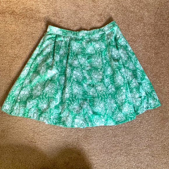 Skies Are Blue Skirt. - Picture 2 of 3